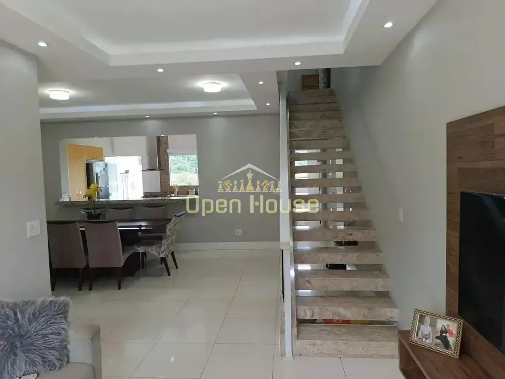 Casa, 3 quartos, 240 m² - Foto 28