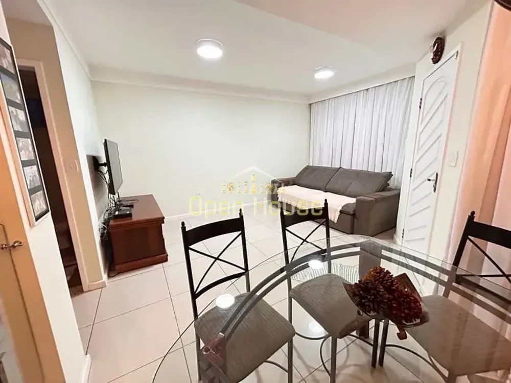 Casa, 3 quartos, 223 m² - Foto 4