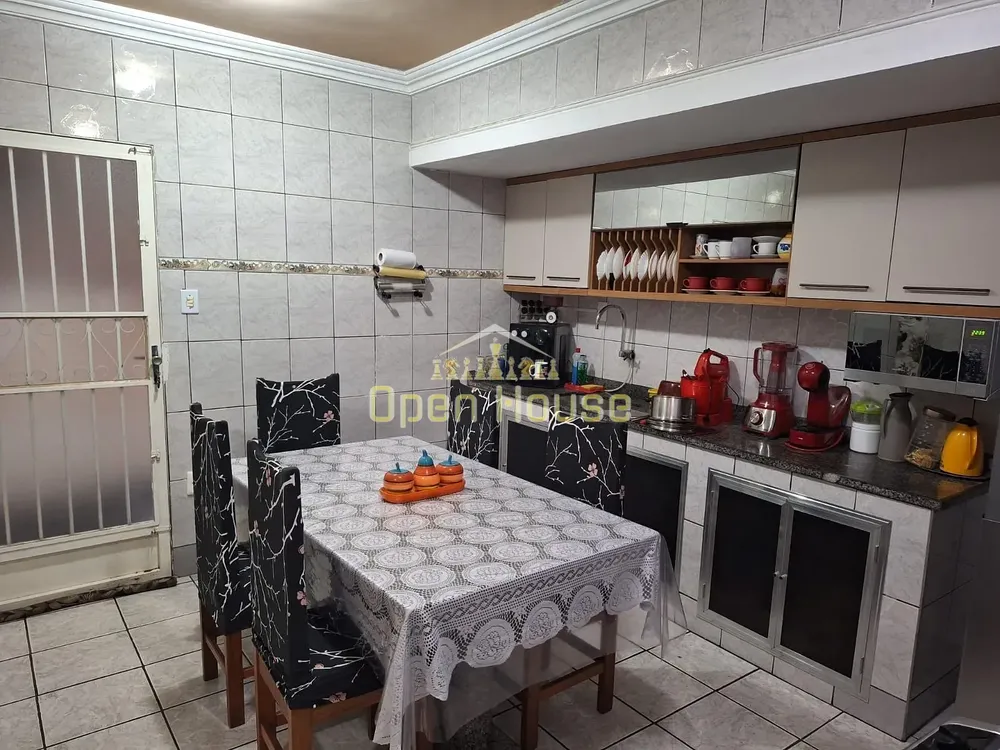 Casa, 3 quartos, 246 m² - Foto 5
