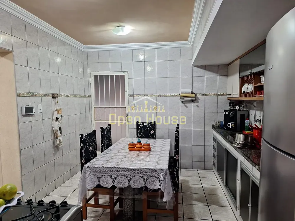 Casa, 3 quartos, 246 m² - Foto 7