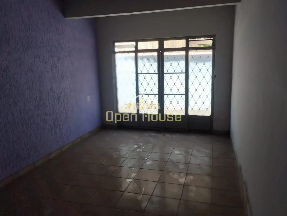 Casa, 9 quartos, 203 m² - Foto 2