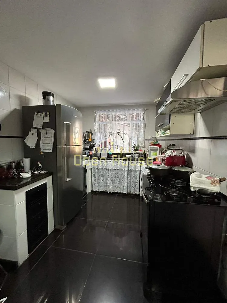 Casa, 4 quartos, 180 m² - Foto 3