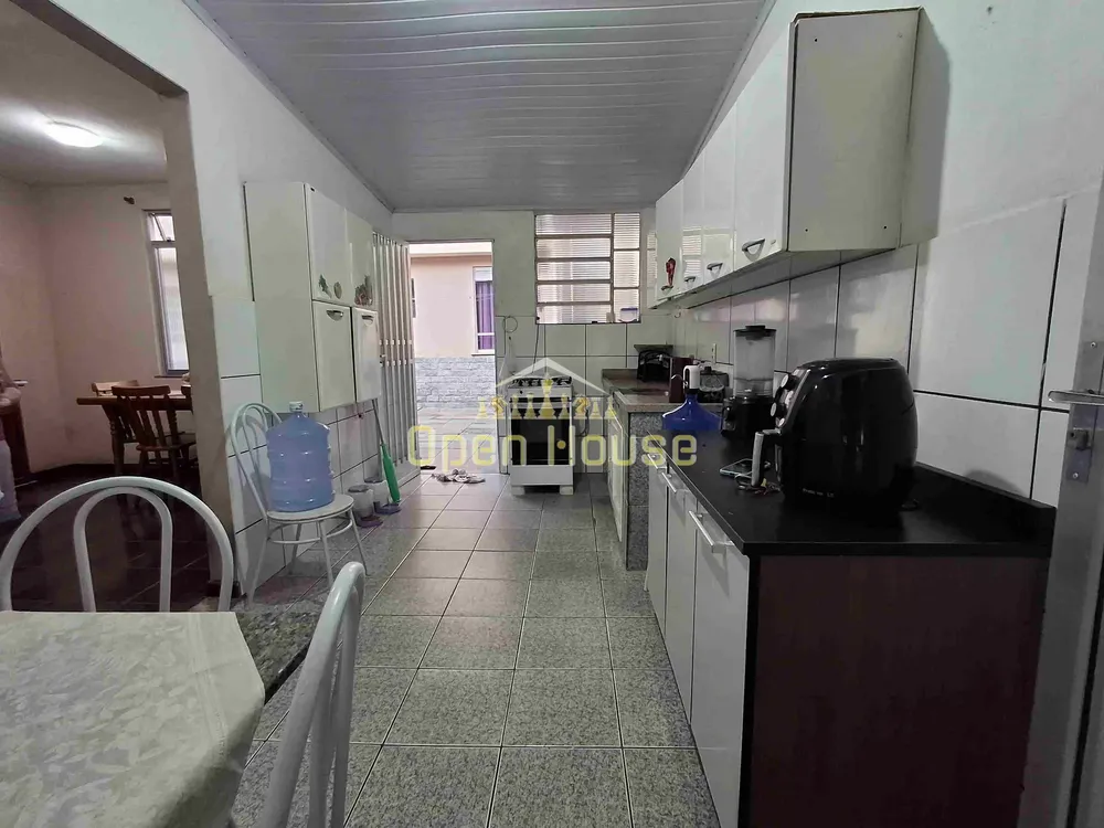 Casa, 2 quartos, 121 m² - Foto 1
