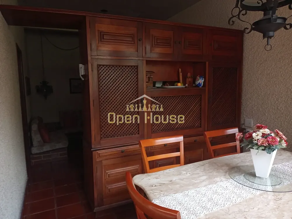 Casa, 3 quartos, 216 m² - Foto 2