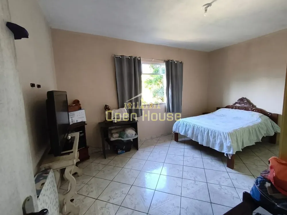 Casa, 3 quartos, 240 m² - Foto 4