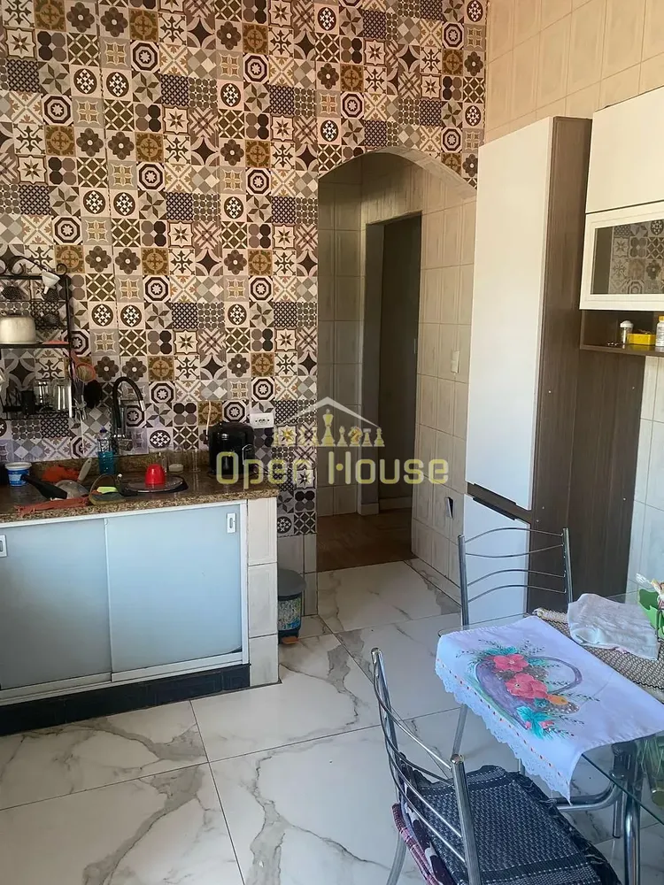 Casa, 8 quartos, 260 m² - Foto 1