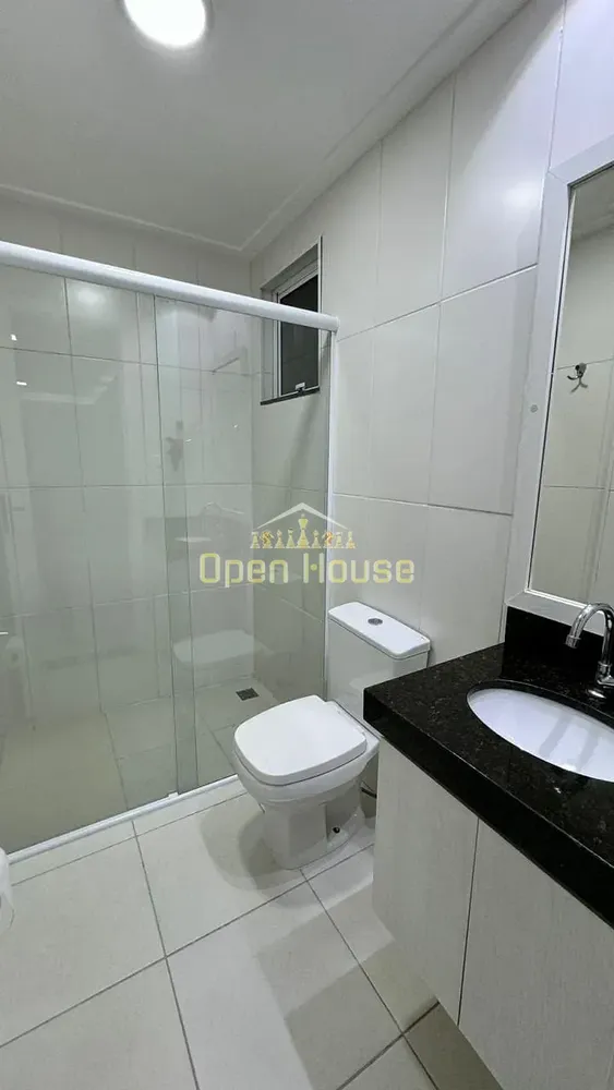 Cobertura, 3 quartos, 214 m² - Foto 6
