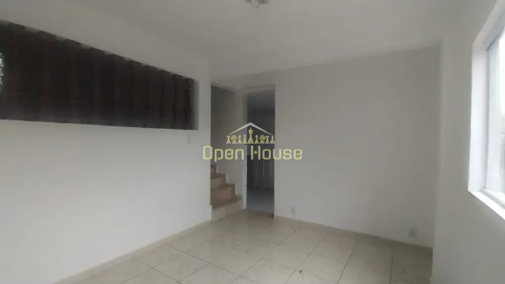 Casa, 4 quartos, 143 m² - Foto 1