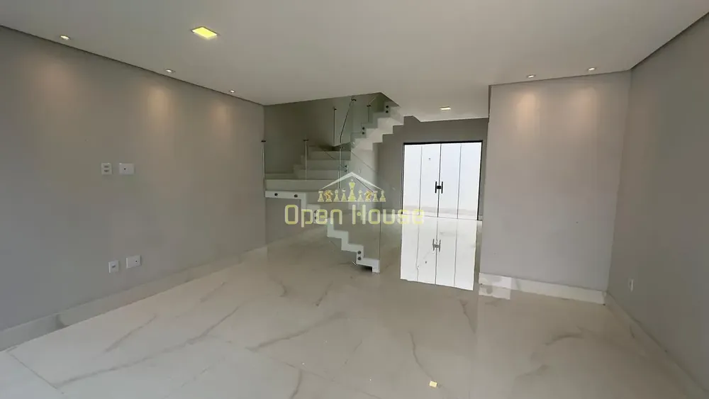 Casa, 3 quartos, 220 m² - Foto 3