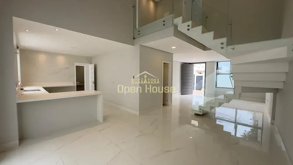 Casa, 3 quartos, 220 m² - Foto 1