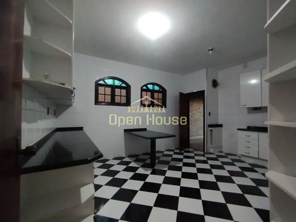 Casa, 4 quartos, 250 m² - Foto 22