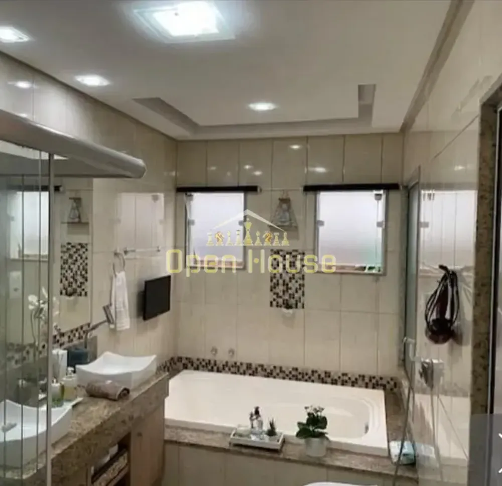 Casa, 3 quartos, 190 m² - Foto 2