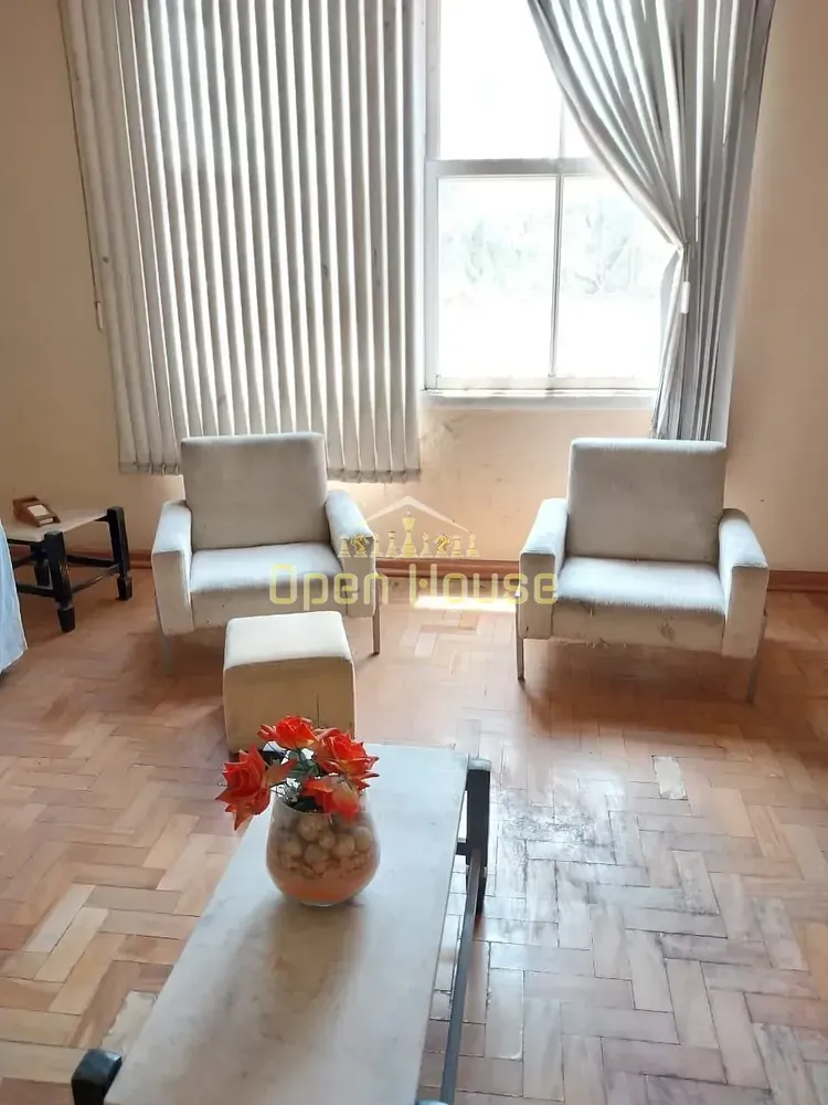 Casa, 4 quartos, 247 m² - Foto 1