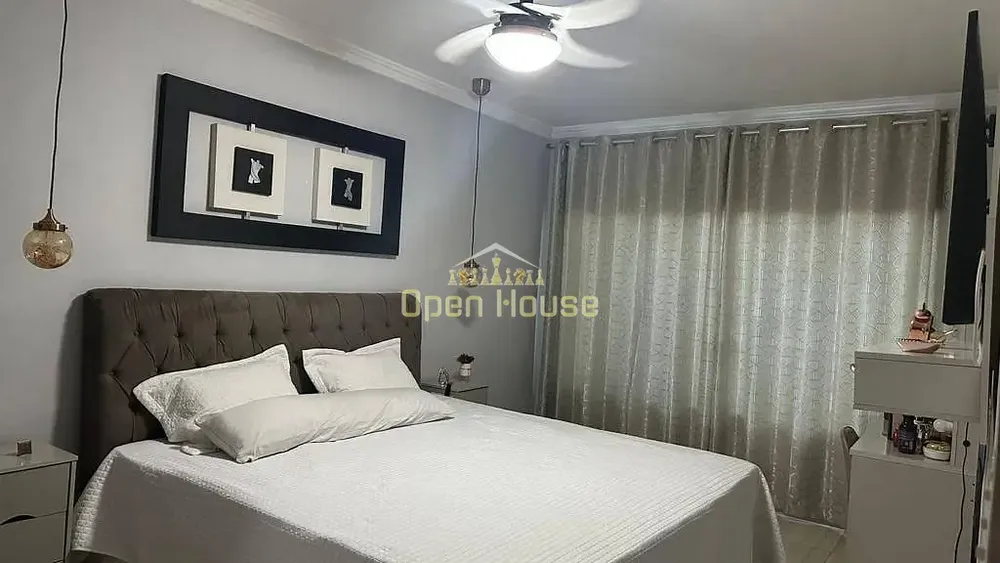 Casa, 3 quartos, 329 m² - Foto 1