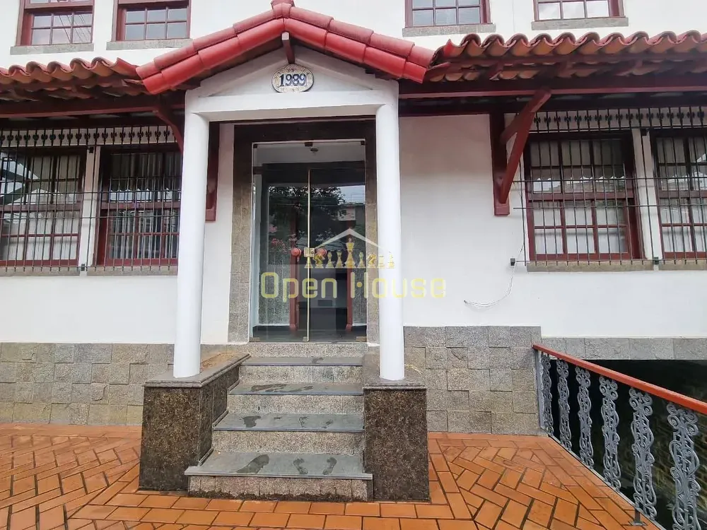Casa, 4 quartos, 277 m² - Foto 2