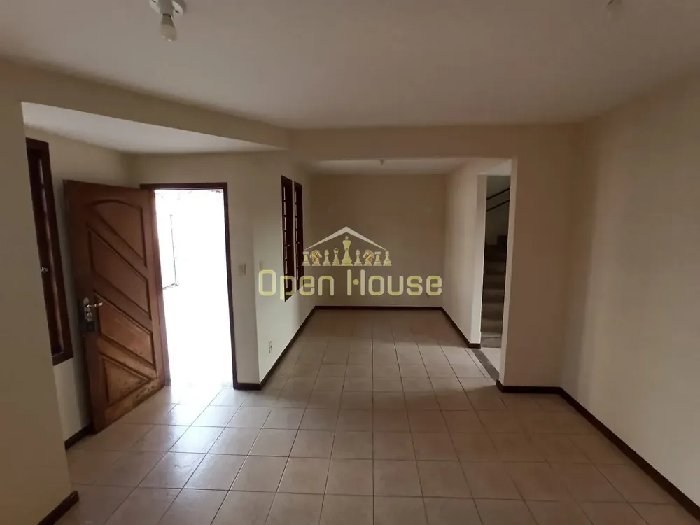 Casa, 4 quartos, 159 m² - Foto 2