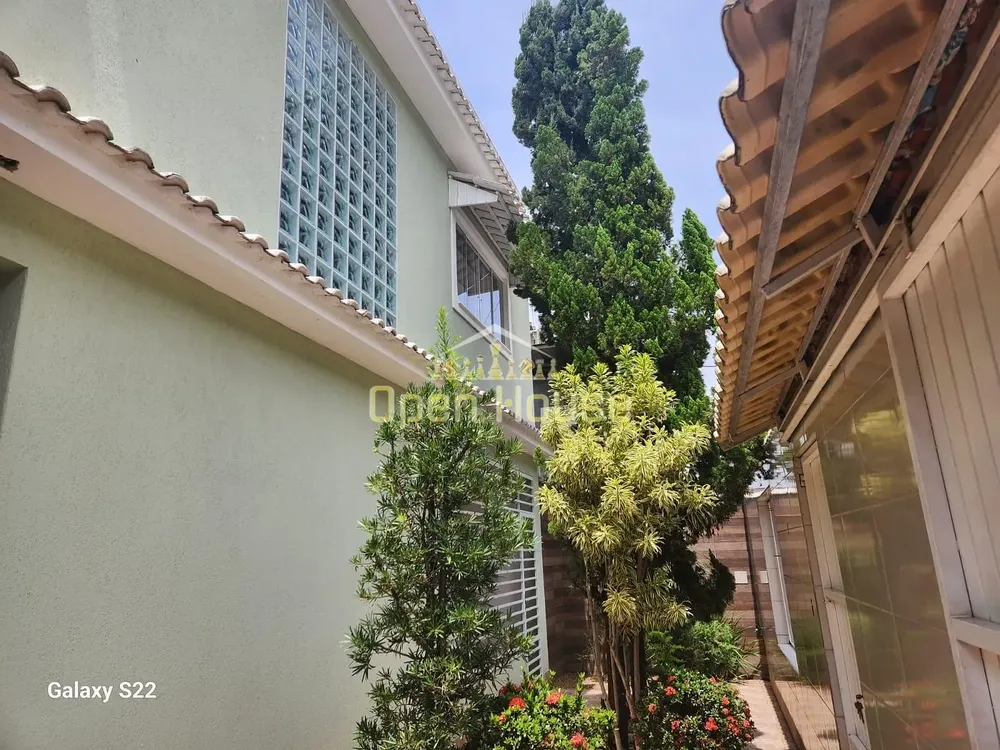 Casa, 4 quartos, 290 m² - Foto 1