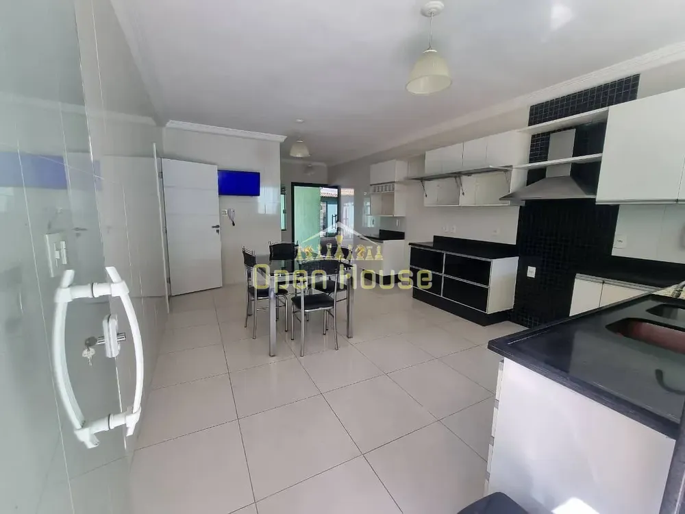 Casa, 2 quartos, 242 m² - Foto 31