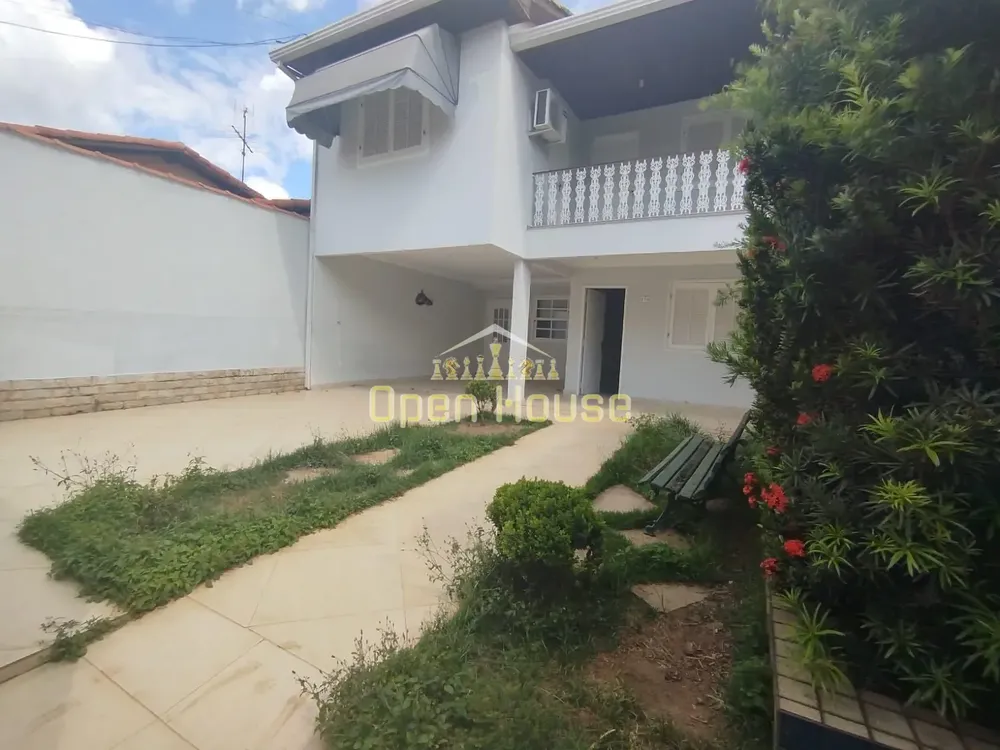 Casa, 5 quartos, 150 m² - Foto 2
