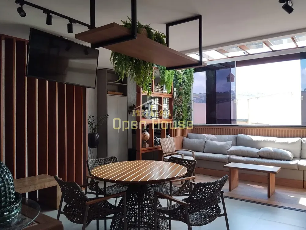 Casa, 4 quartos, 319 m² - Foto 1