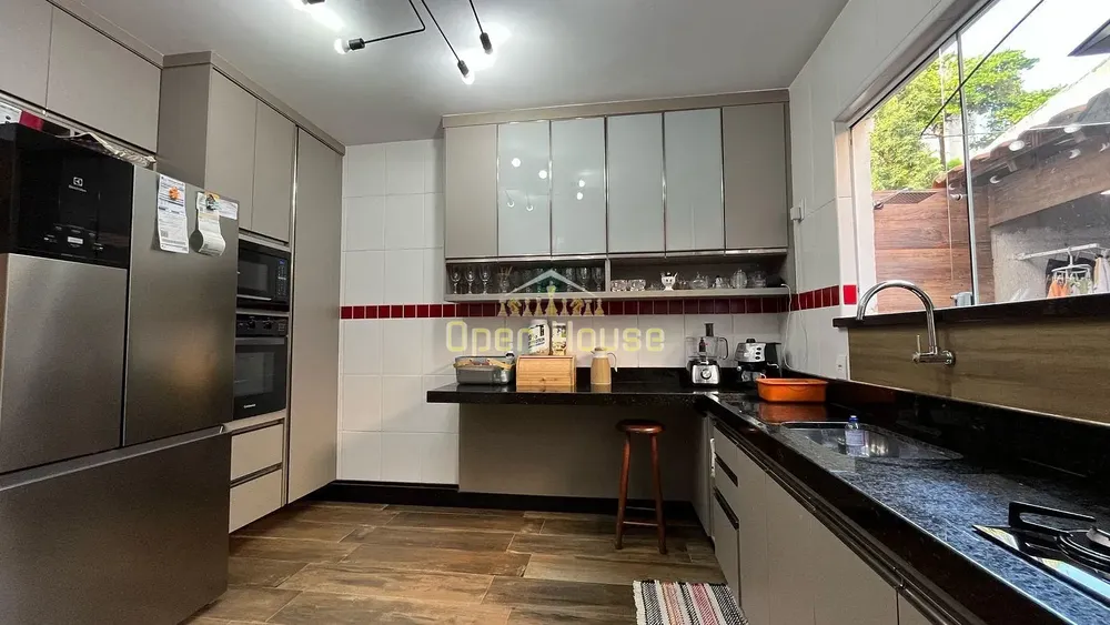 Casa, 3 quartos, 60 m² - Foto 3