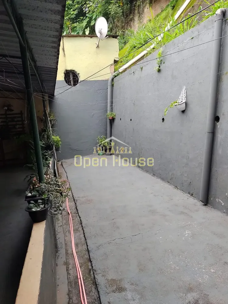 Casa, 5 quartos, 107 m² - Foto 2