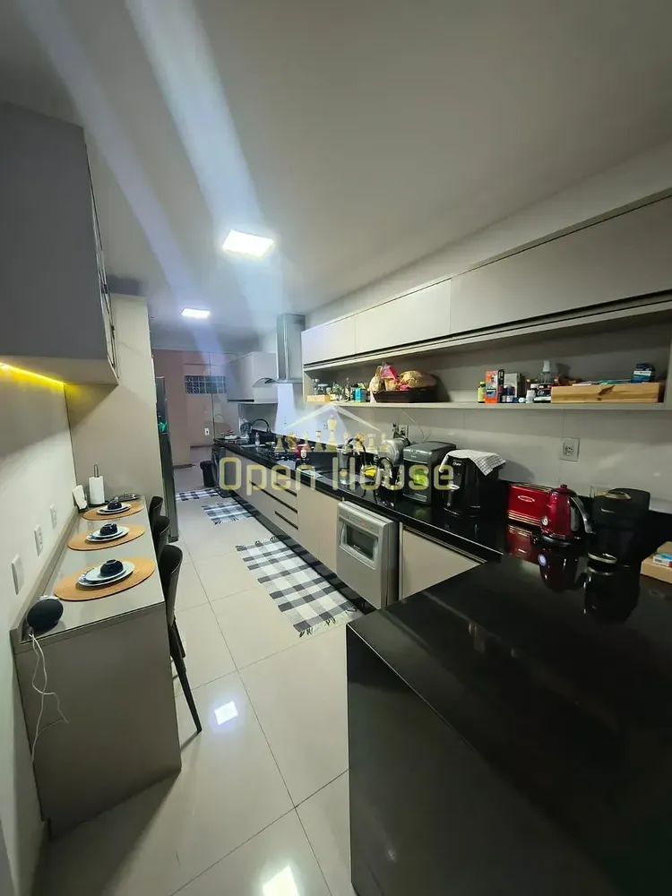 Apartamento, 3 quartos, 150 m² - Foto 2