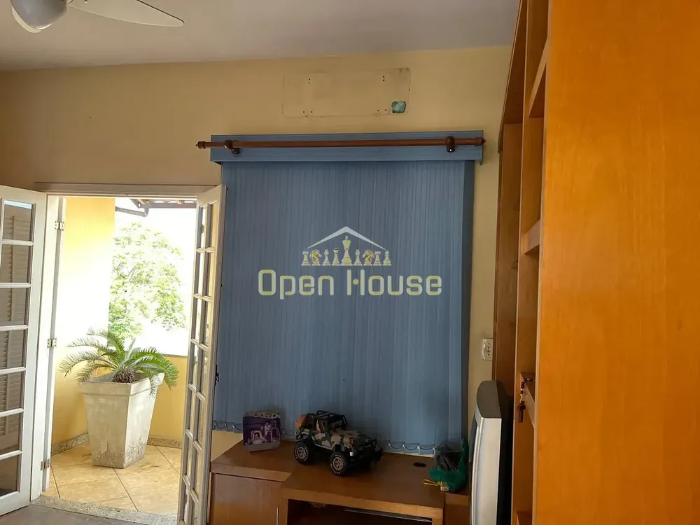Casa, 4 quartos, 328 m² - Foto 26