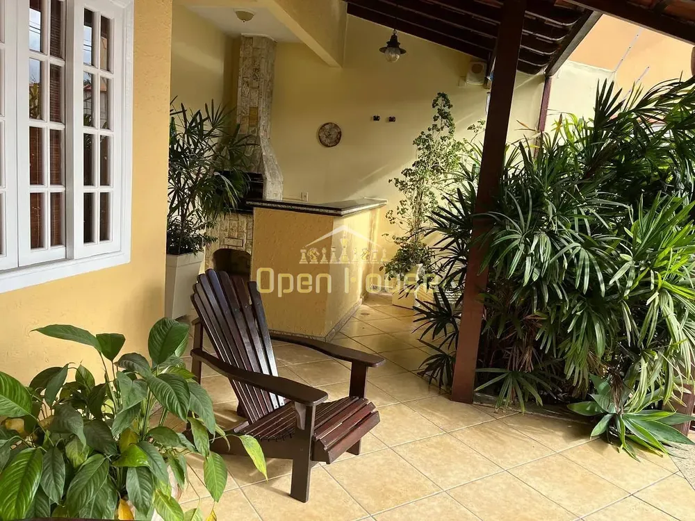Casa, 4 quartos, 328 m² - Foto 2