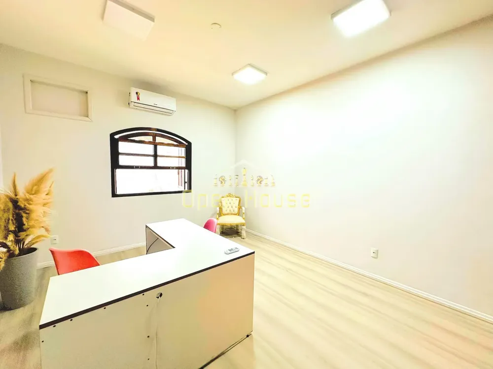 Casa, 3 quartos, 220 m² - Foto 26