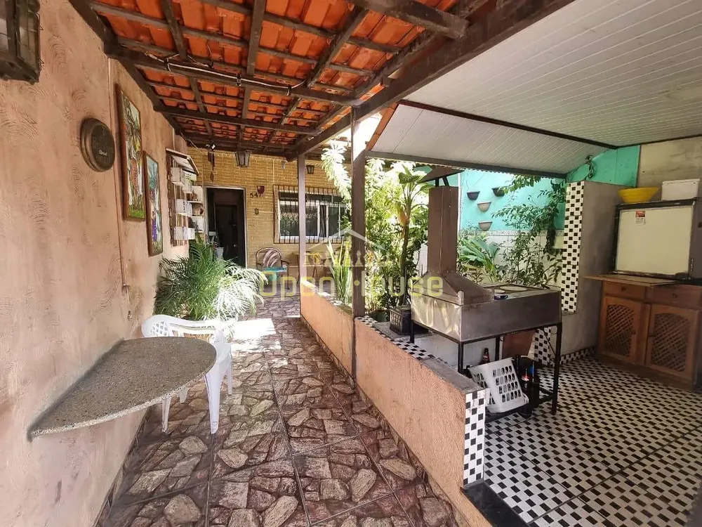 Casa, 4 quartos, 60 m² - Foto 1