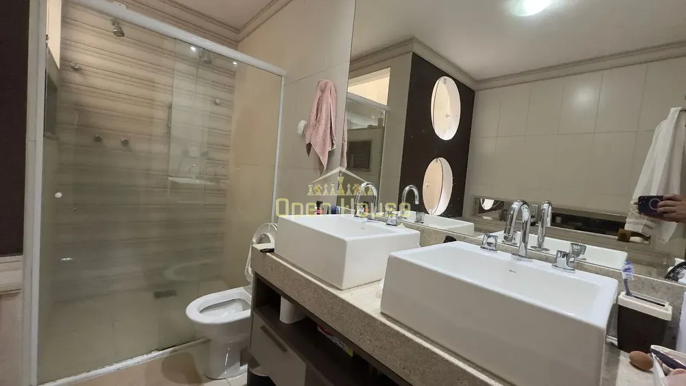 Casa, 3 quartos, 240 m² - Foto 13