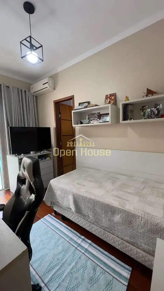 Casa, 3 quartos, 240 m² - Foto 16