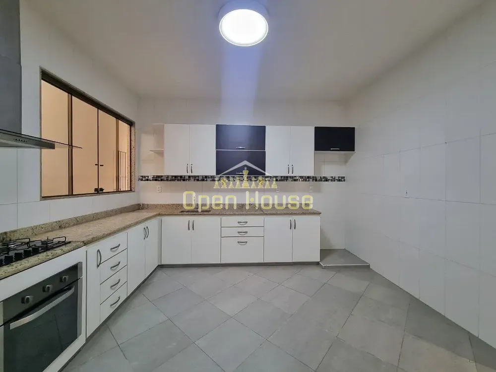 Casa, 3 quartos, 212 m² - Foto 8