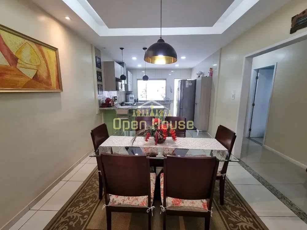 Casa, 3 quartos, 218 m² - Foto 22