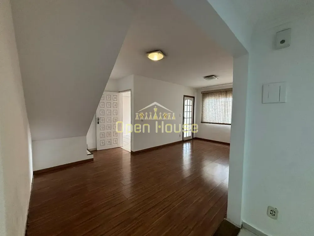 Casa, 4 quartos, 132 m² - Foto 1