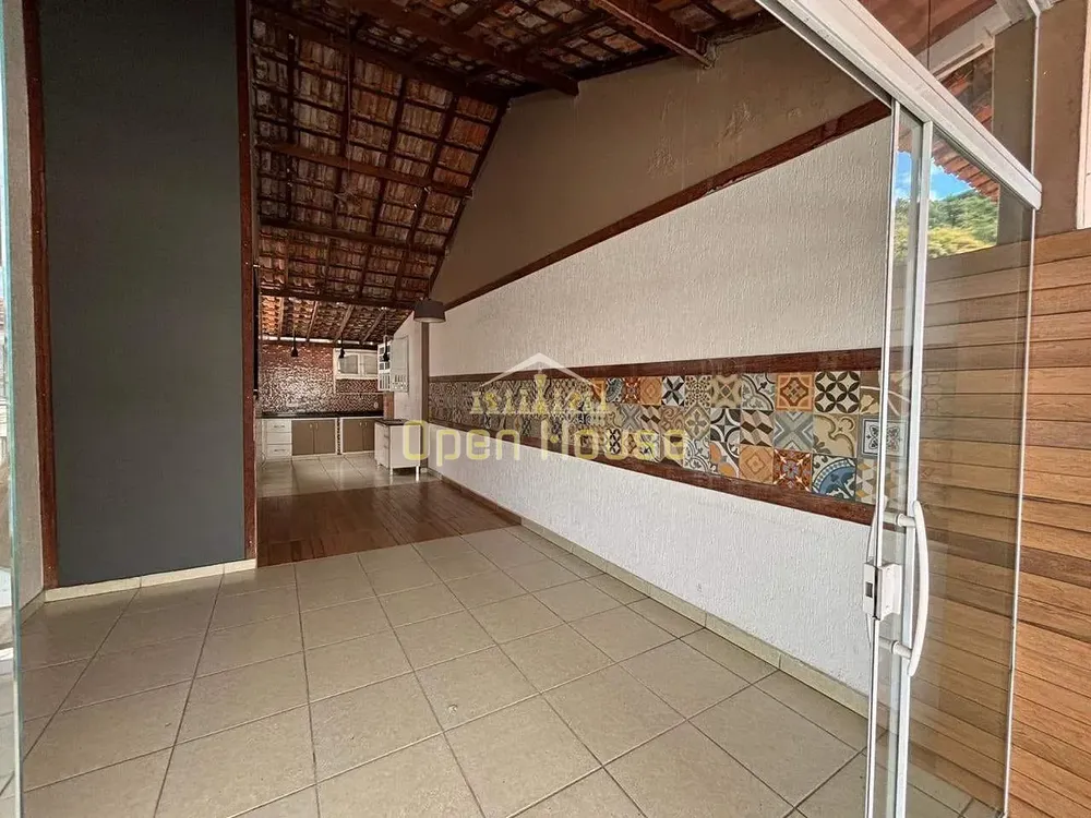 Casa, 4 quartos, 132 m² - Foto 2