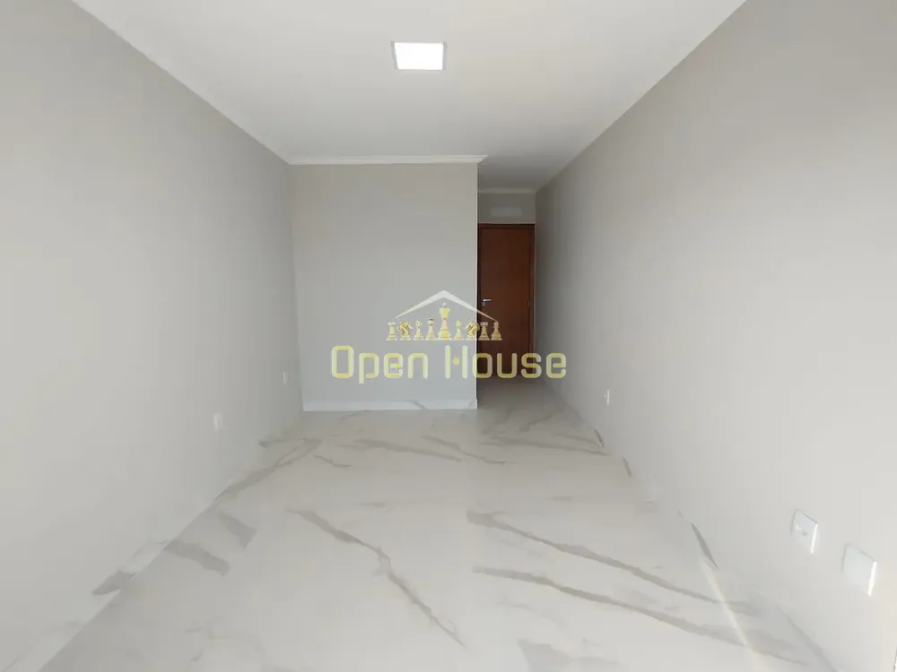 Casa, 3 quartos, 182 m² - Foto 2