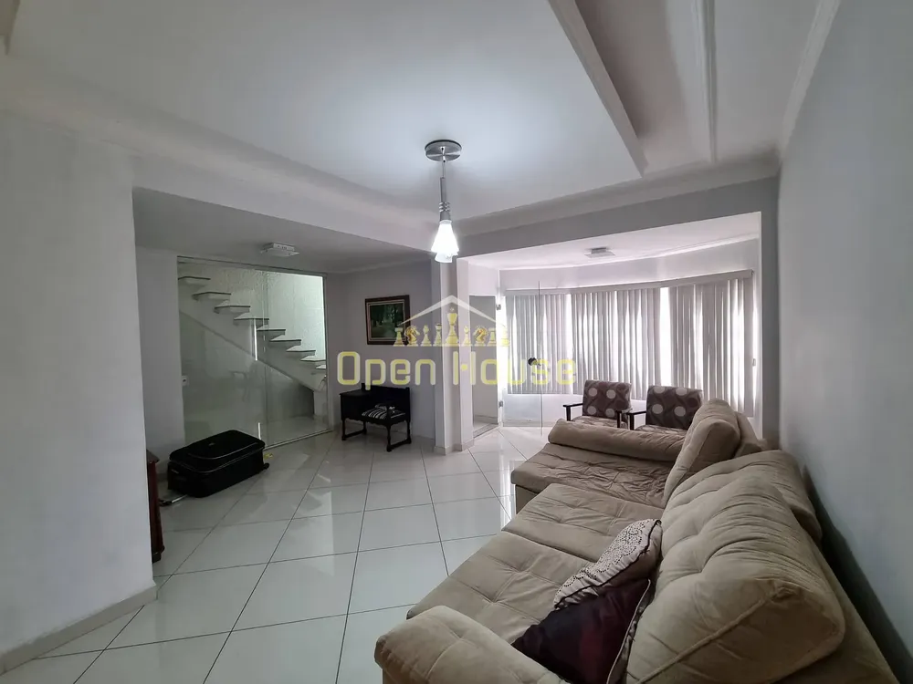 Casa, 5 quartos, 180 m² - Foto 1