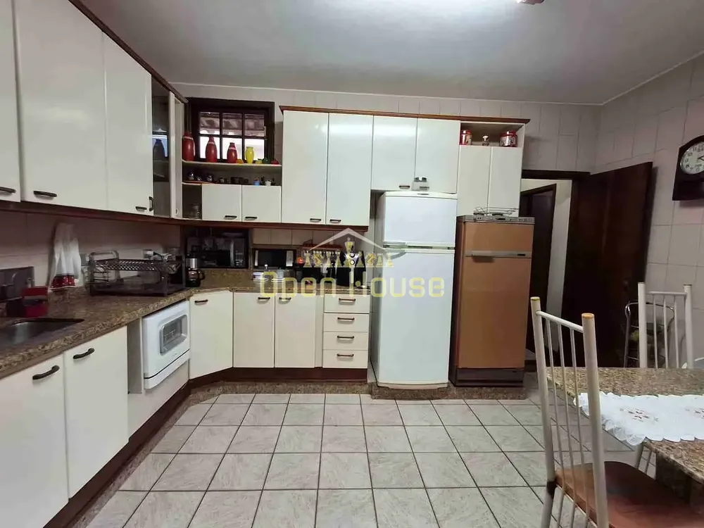 Casa, 4 quartos, 216 m² - Foto 15