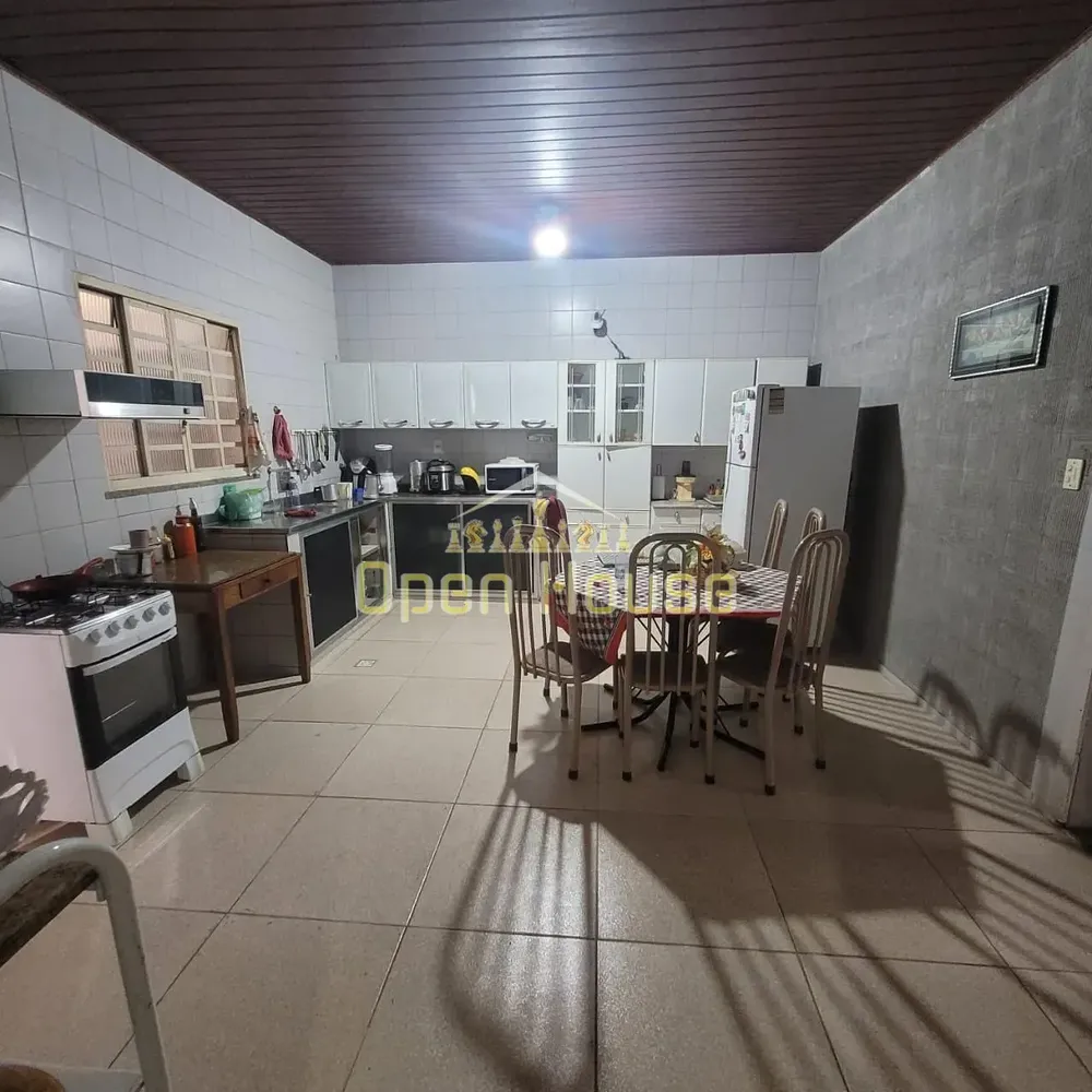 Casa, 3 quartos, 208 m² - Foto 10