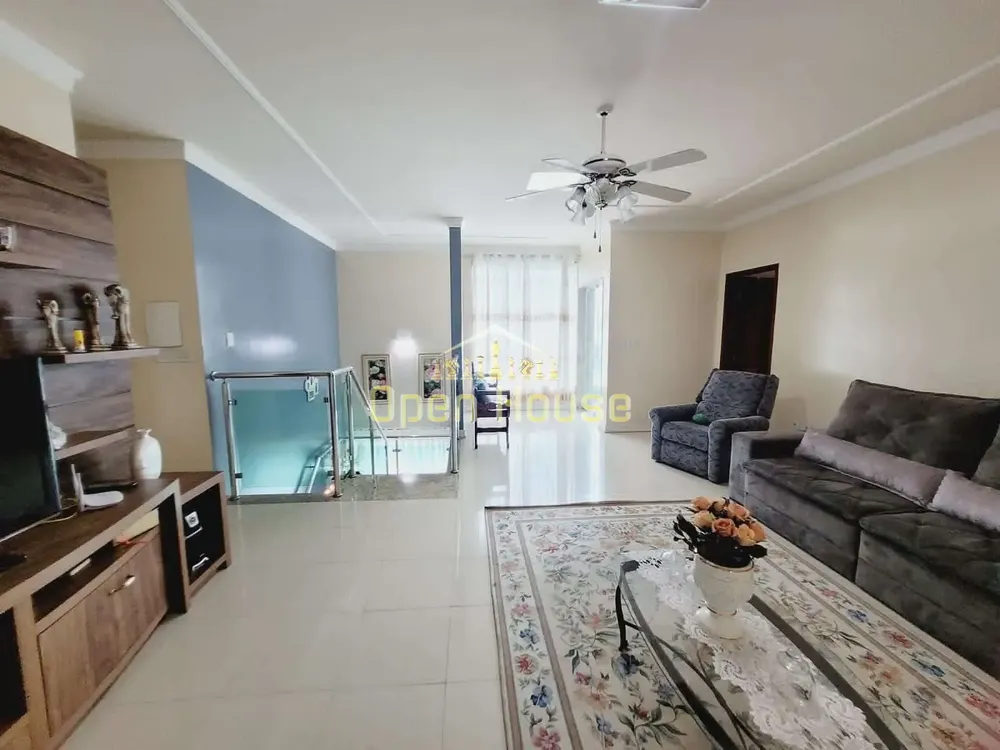 Casa, 4 quartos, 226 m² - Foto 7