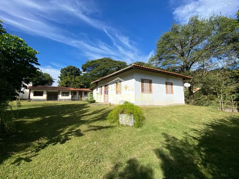 Chácara, 2 quartos, 2532 m² - Foto 1