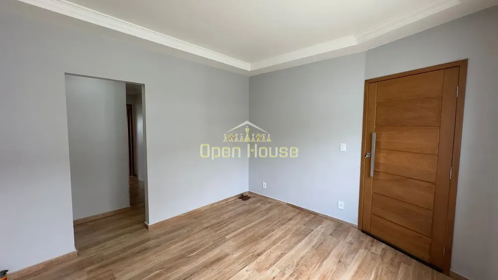 Casa, 3 quartos, 210 m² - Foto 1