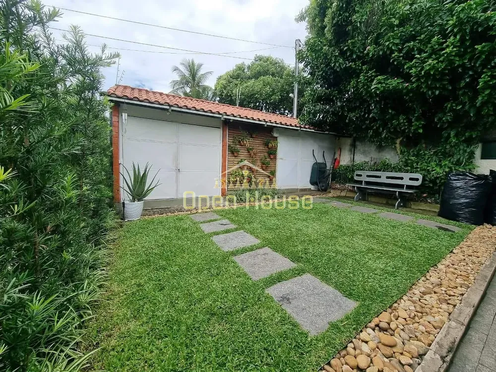 Casa, 3 quartos, 165 m² - Foto 2