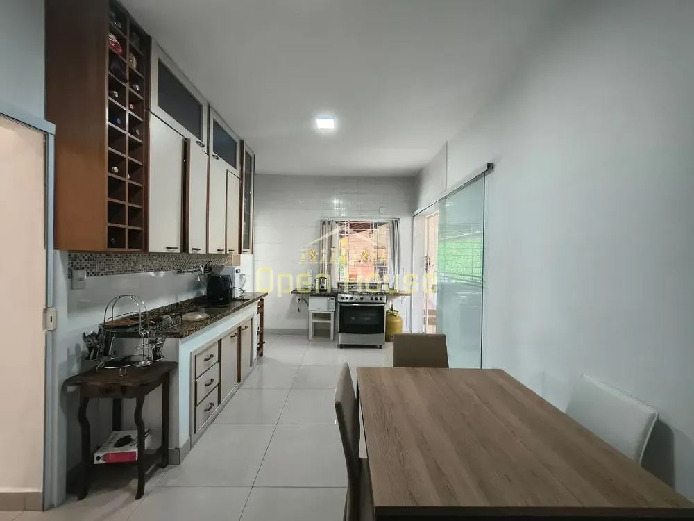 Casa, 4 quartos, 196 m² - Foto 29