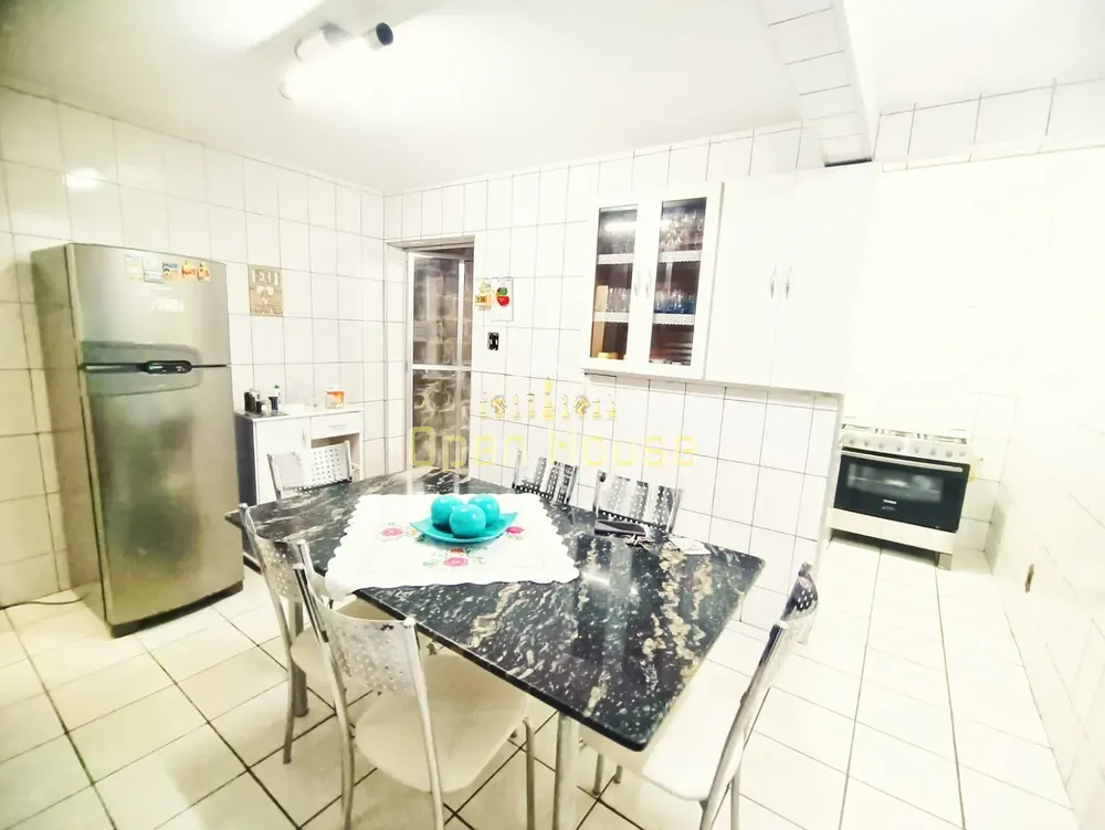 Casa, 3 quartos, 260 m² - Foto 8