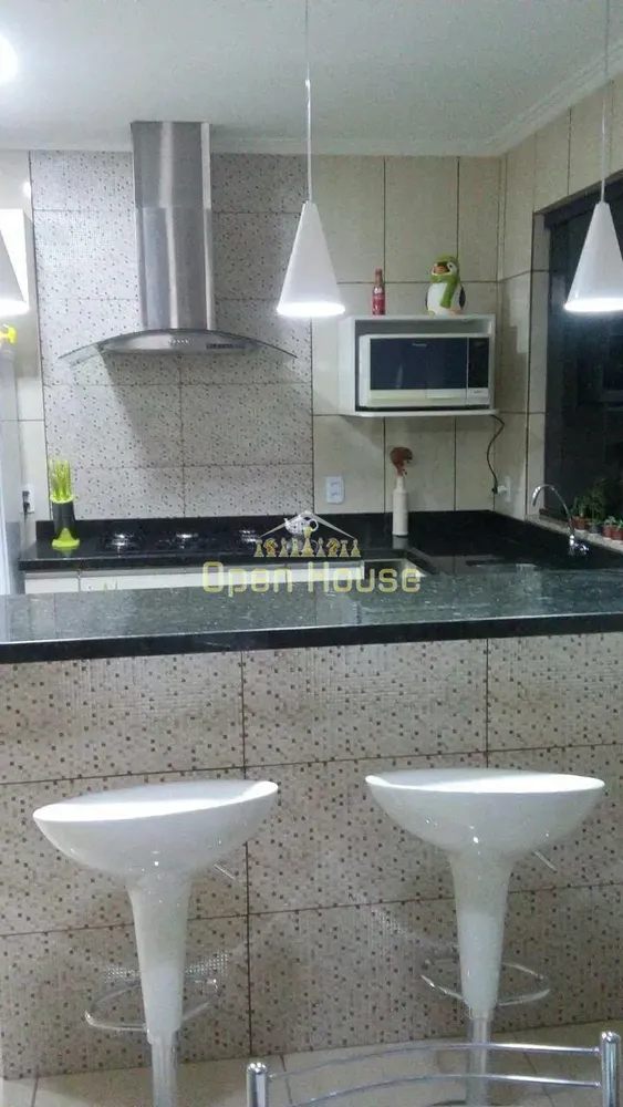 Casa, 2 quartos, 71 m² - Foto 1