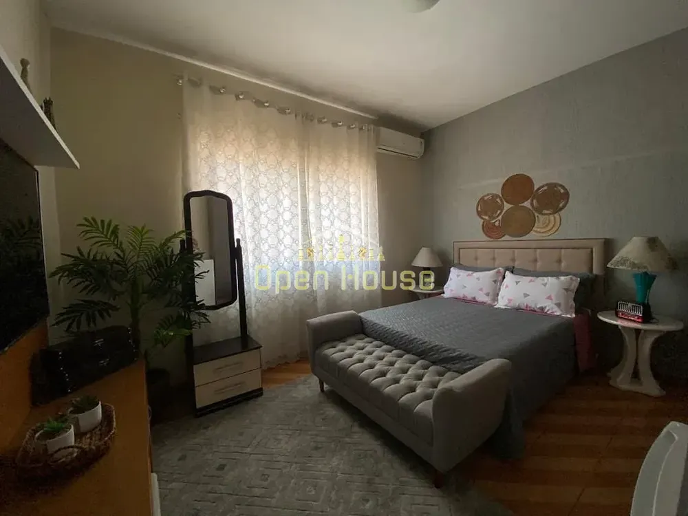 Casa, 4 quartos, 222 m² - Foto 3