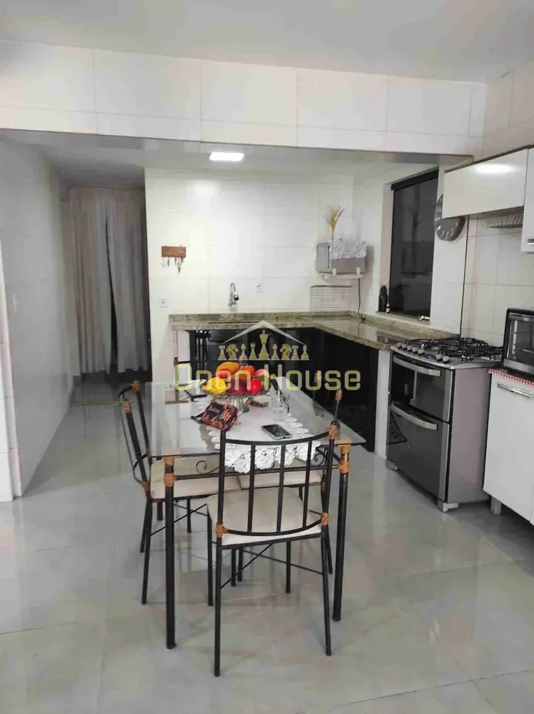 Casa, 4 quartos, 225 m² - Foto 5
